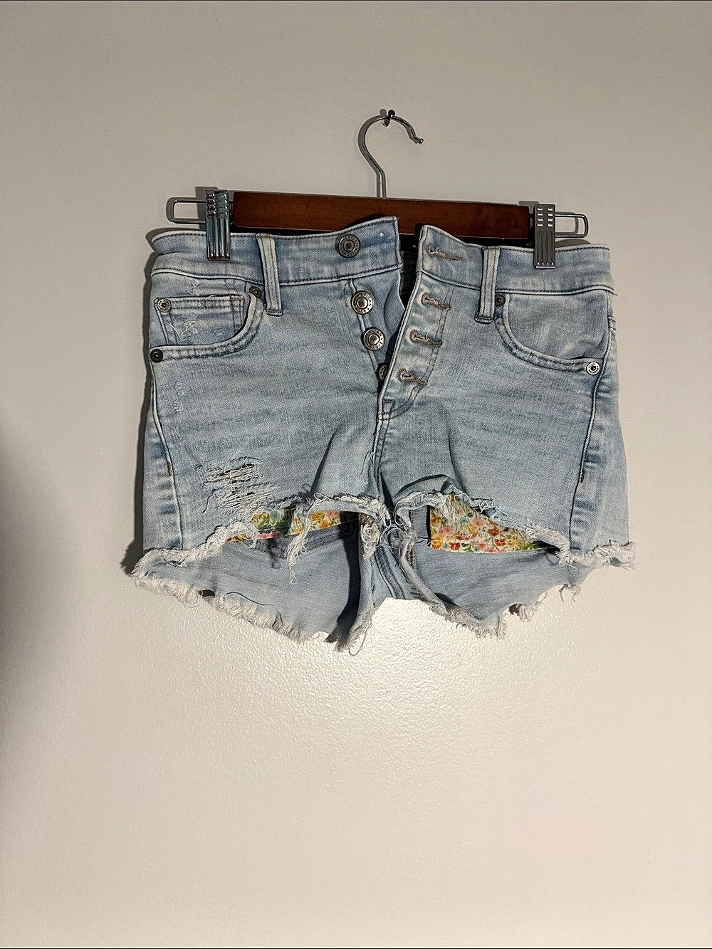 American Eagle Ne(x)t Level Stretch Floral Pocket Denim Shorts Jean Shorts Blue